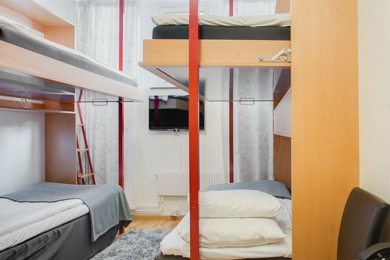 Western Hotell 3*